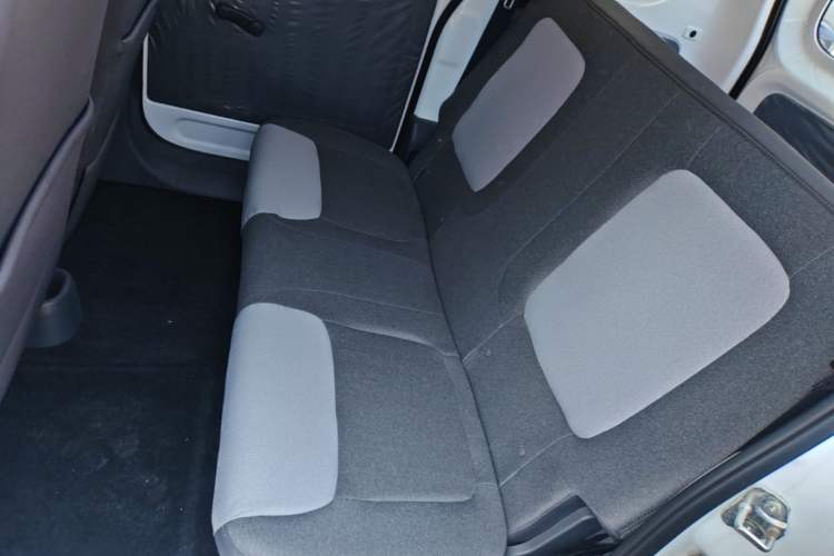 Used Wuling Zhiguang New Energy 2025 Model 305km Ambitious Edition Left Rear Seat