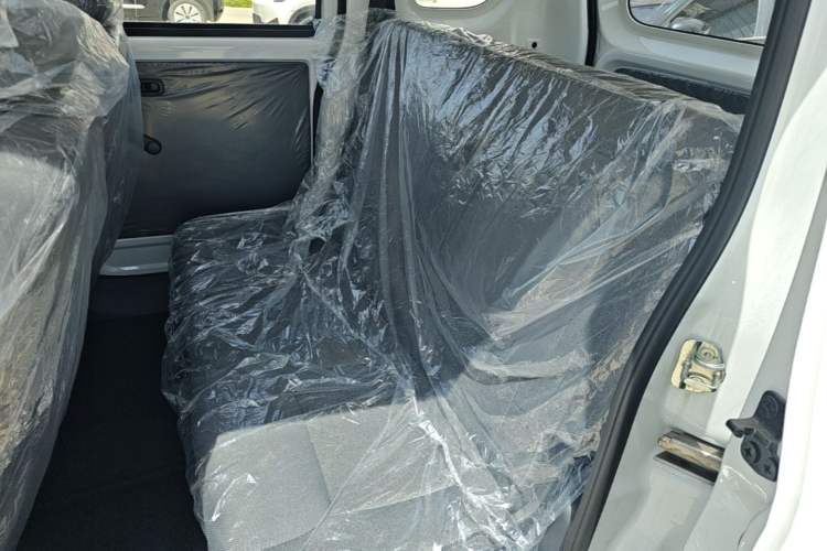 Used Wuling Zhiguang New Energy 2025 Standard Model Left Rear Seat