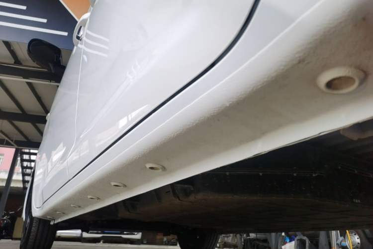 Used Wuling Zhiguang New Energy 2025 Standard Model Left Side Sill