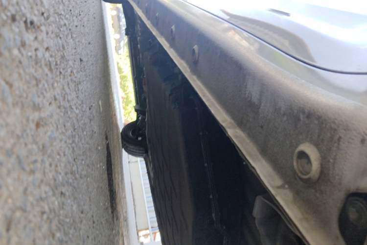 Used Wuling Zhiguang New Energy 2025 Comfort Model Left Side Sill