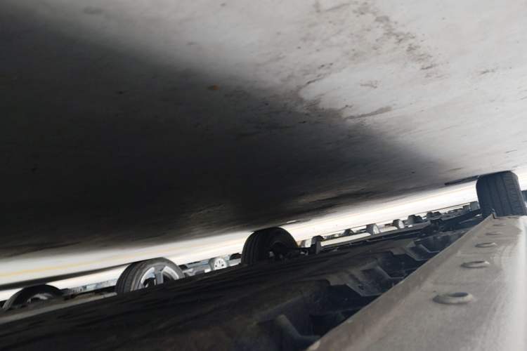 Used Wuling Zhiguang New Energy 2025 Model 305km Ambitious Edition Left Side Sill