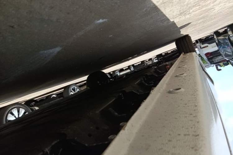 Used Wuling Zhiguang New Energy 2025 Model 305km Ambitious Edition Left Side Sill
