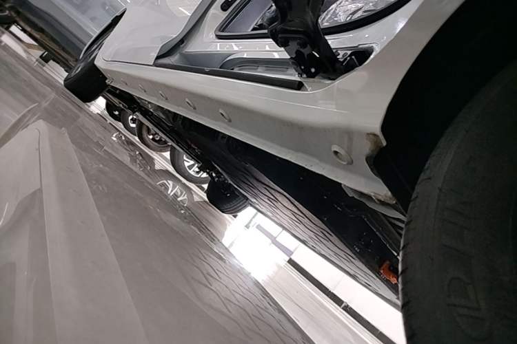 Used Wuling Zhiguang New Energy 2025 Comfort Model Left Side Sill