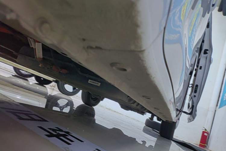 Used Wuling Zhiguang New Energy 2025 Standard Model Left Side Sill