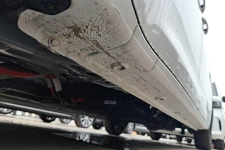Used Wuling Zhiguang New Energy 2025 Standard Model Left Side Sill