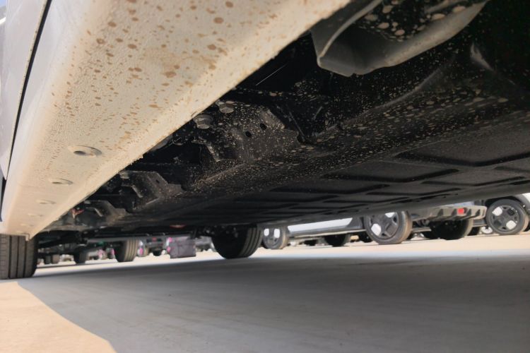 Used Wuling Zhiguang New Energy 2025 Model 305km Ambitious Edition Left Side Sill