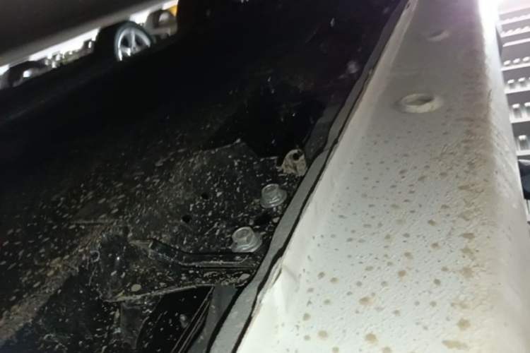Used Wuling Zhiguang New Energy 2025 Model 305km Ambitious Edition Left Side Sill