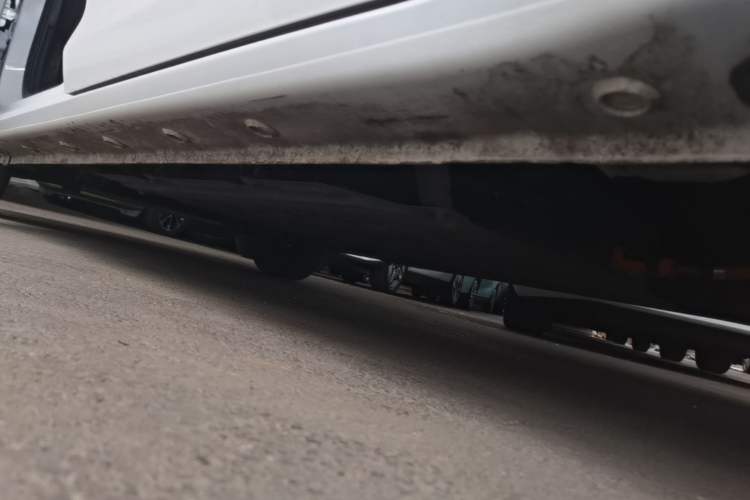 Used Wuling Zhiguang New Energy 2025 Standard Model Left Side Sill