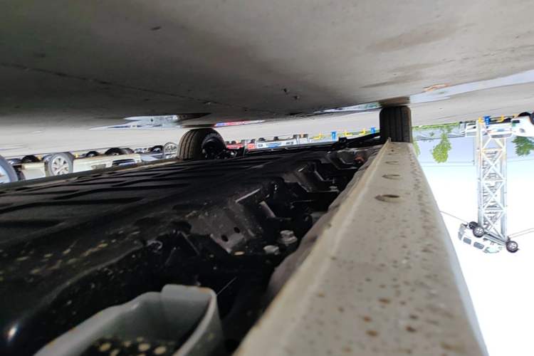 Used Wuling Zhiguang New Energy 2025 Model 305km Ambitious Edition Left Side Sill