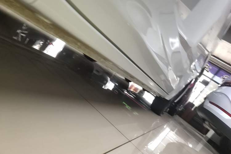 Used Wuling Zhiguang New Energy 2025 Model 305km Ambitious Edition Left Side Sill