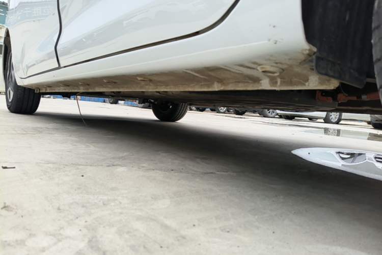 Used Wuling Zhiguang New Energy 2025 Comfort Model Left Side Sill