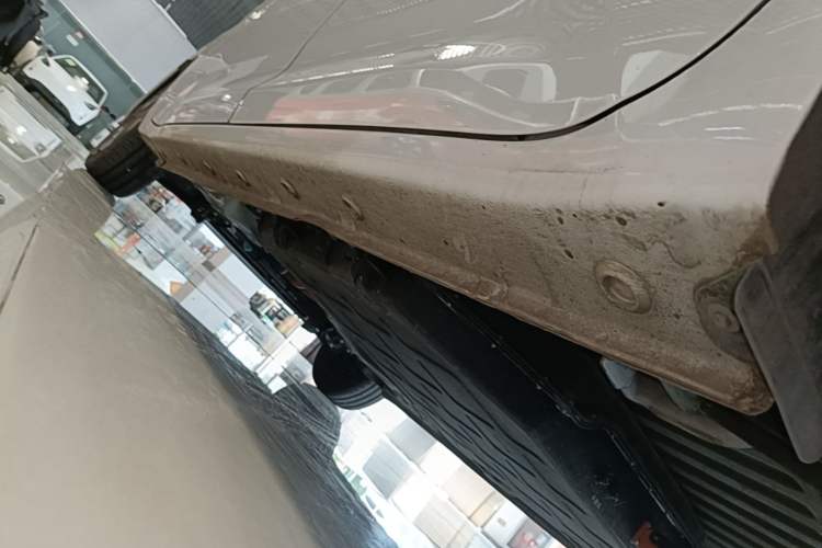 Used Wuling Zhiguang New Energy 2025 Comfort Model Left Side Sill