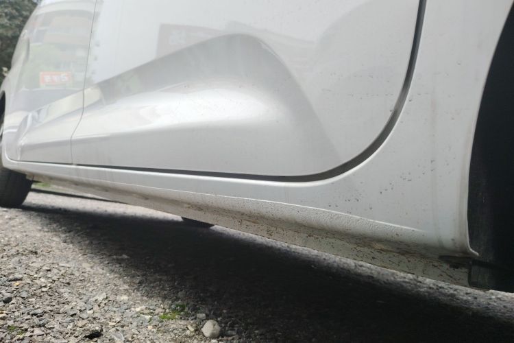 Used Wuling Zhiguang New Energy 2025 Model 305km Ambitious Edition Left Side Sill