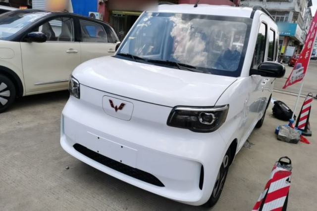 Used Wuling Zhiguang New Energy 2025 Model 305km Ambitious Edition
