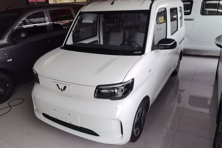 Used Wuling Zhiguang New Energy 2025 Model 305km Ambitious Edition Guazi used car, China used car export, Used car for sale, Used  cars, Cheapest cars for sale