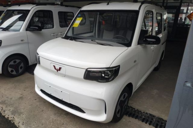 Used Wuling Zhiguang New Energy 2025 Model 305km Ambitious Edition