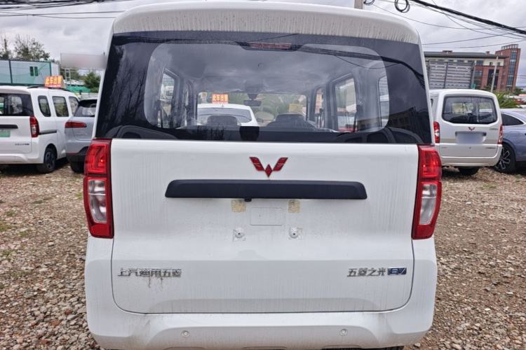 Used Wuling Zhiguang New Energy 2025 Model 305km Ambitious Edition Rear