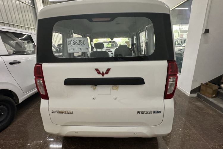 Used Wuling Zhiguang New Energy 2025 Model 305km Ambitious Edition Rear