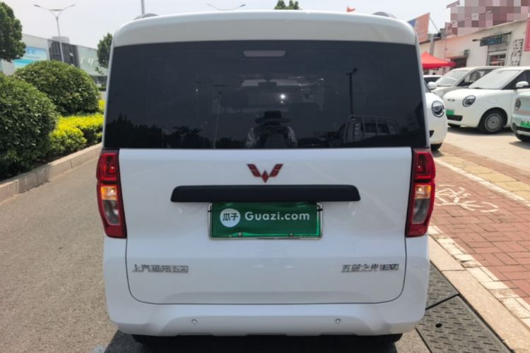 Used Wuling Zhiguang New Energy 2025 Model 305km Ambitious Edition Rear