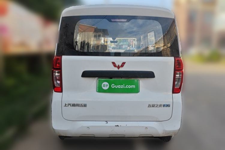Used Wuling Zhiguang New Energy 2025 Model 305km Ambitious Edition Rear