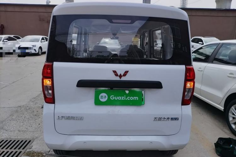 Used Wuling Zhiguang New Energy 2025 Model 305km Ambitious Edition Rear
