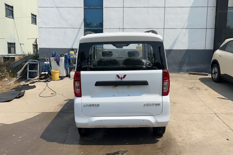 Used Wuling Zhiguang New Energy 2025 Model 305km Ambitious Edition Rear