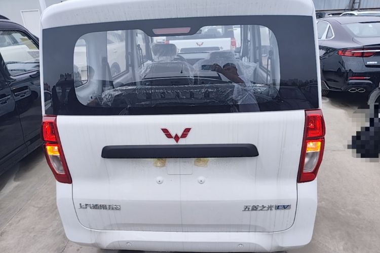 Used Wuling Zhiguang New Energy 2025 Standard Model Rear