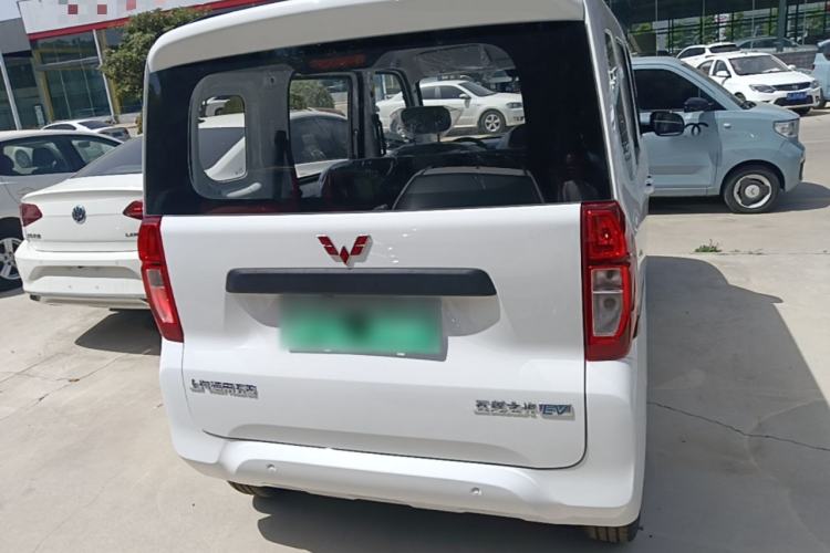 Used Wuling Zhiguang New Energy 2025 Model 305km Ambitious Edition Rear