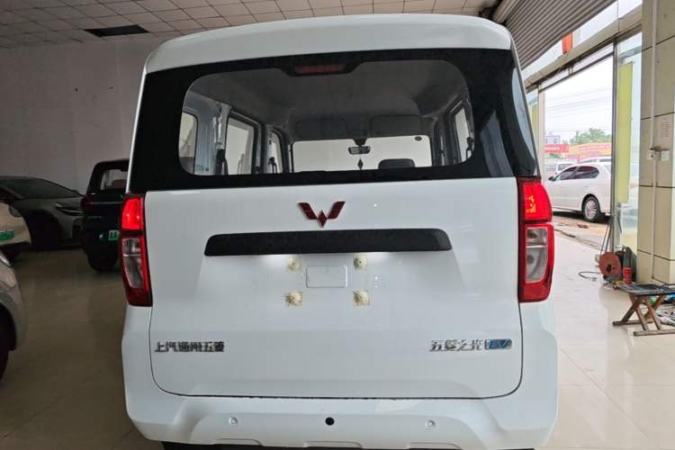 Used Wuling Zhiguang New Energy 2025 Comfort Model Rear