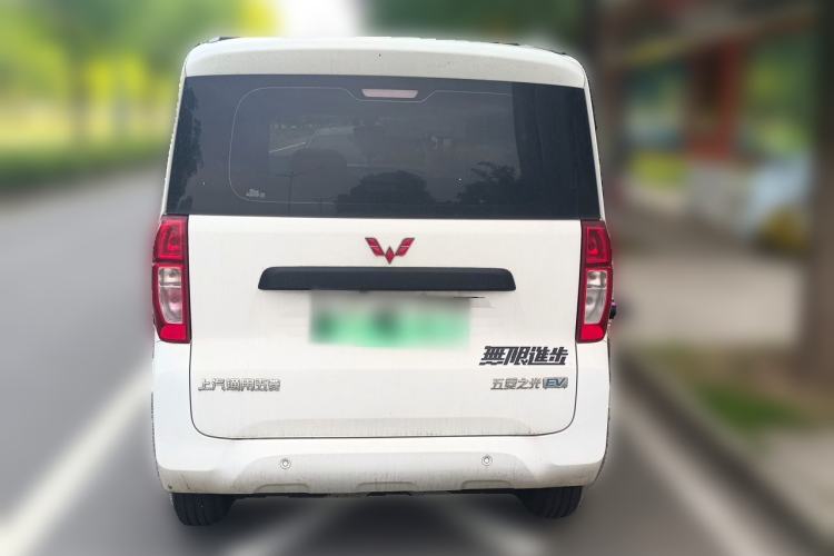 Used Wuling Zhiguang New Energy 2025 Model 305km Ambitious Edition Rear