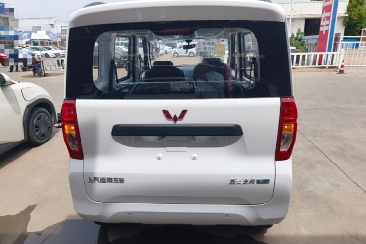 Used Wuling Zhiguang New Energy 2025 Model 305km Ambitious Edition Rear