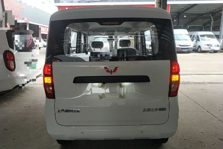 Used Wuling Zhiguang New Energy 2025 Model 305km Ambitious Edition Rear