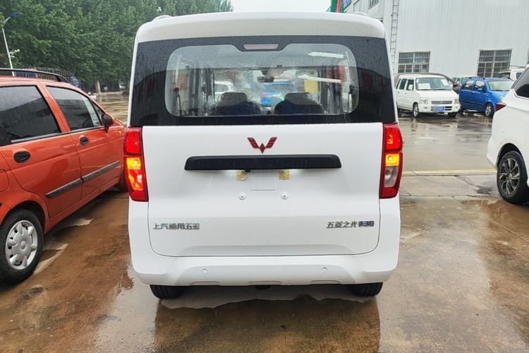 Used Wuling Zhiguang New Energy 2025 Model 305km Ambitious Edition Rear