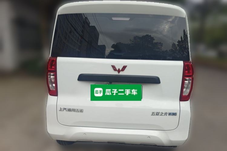 Used Wuling Zhiguang New Energy 2025 Model 305km Ambitious Edition Rear