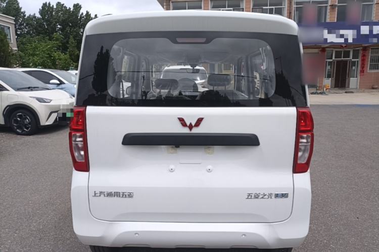 Used Wuling Zhiguang New Energy 2025 Model 305km Ambitious Edition Rear
