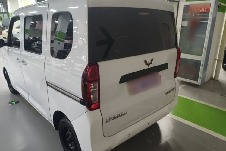 Used Wuling Zhiguang New Energy 2025 Standard Model Rear Left 45 Deg