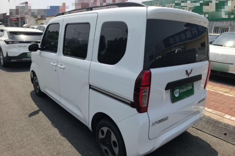 Used Wuling Zhiguang New Energy 2025 Model 305km Ambitious Edition Rear Left 45 Deg