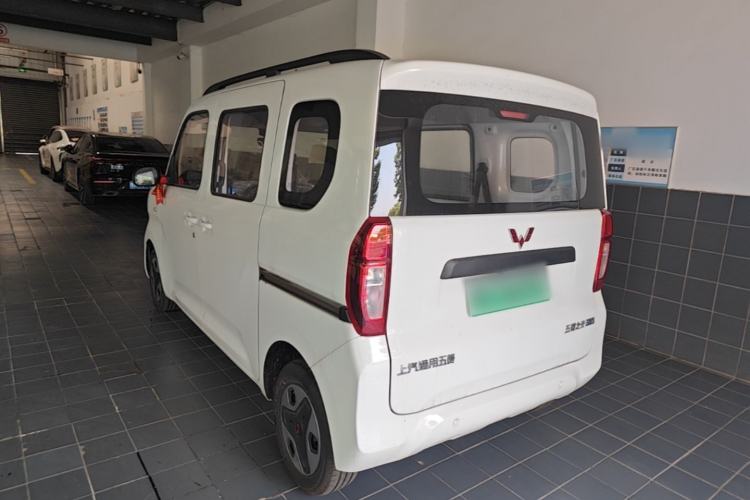 Used Wuling Zhiguang New Energy 2025 Model 305km Ambitious Edition Rear Left 45 Deg