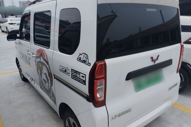 Used Wuling Zhiguang New Energy 2025 Model 305km Ambitious Edition Rear Left 45 Deg