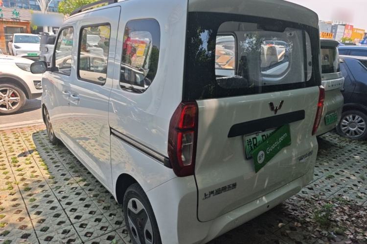 Used Wuling Zhiguang New Energy 2025 Model 305km Ambitious Edition Rear Left 45 Deg