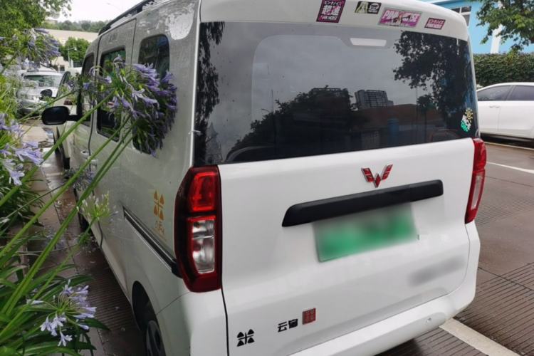 Used Wuling Zhiguang New Energy 2025 Comfort Model Rear Left 45 Deg