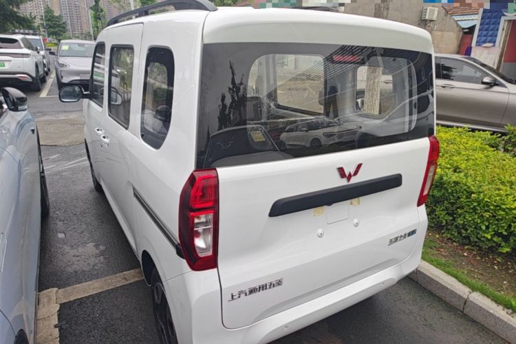 Used Wuling Zhiguang New Energy 2025 Model 305km Ambitious Edition Rear Left 45 Deg