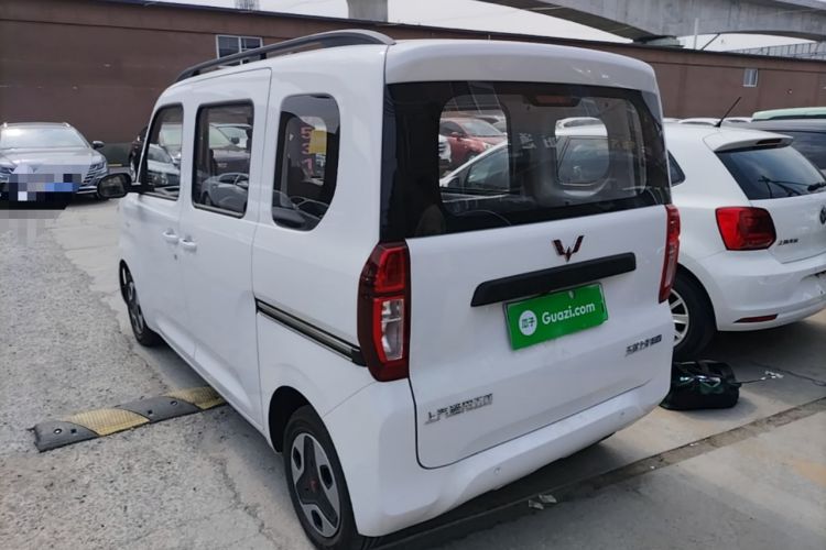 Used Wuling Zhiguang New Energy 2025 Model 305km Ambitious Edition Rear Left 45 Deg