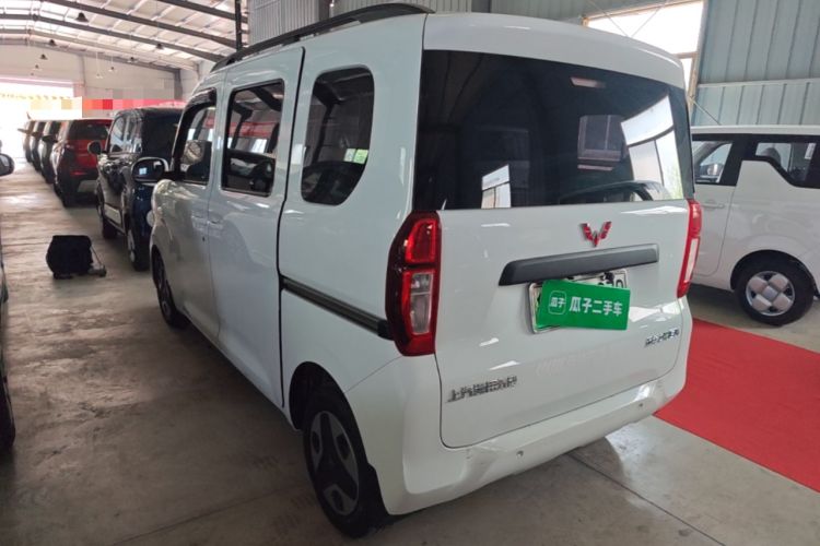 Used Wuling Zhiguang New Energy 2025 Model 305km Ambitious Edition Rear Left 45 Deg
