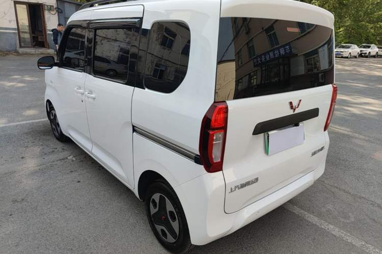 Used Wuling Zhiguang New Energy 2025 Comfort Model Rear Left 45 Deg