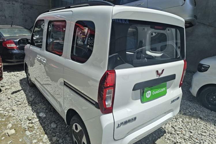 Used Wuling Zhiguang New Energy 2025 Model 305km Ambitious Edition Rear Left 45 Deg