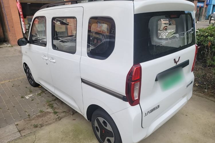 Used Wuling Zhiguang New Energy 2025 Model 305km Ambitious Edition Rear Left 45 Deg