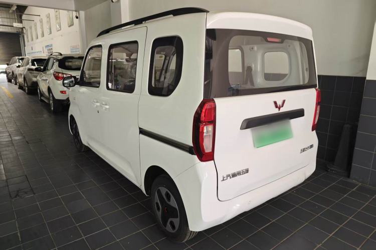 Used Wuling Zhiguang New Energy 2025 Model 305km Ambitious Edition Rear Left 45 Deg