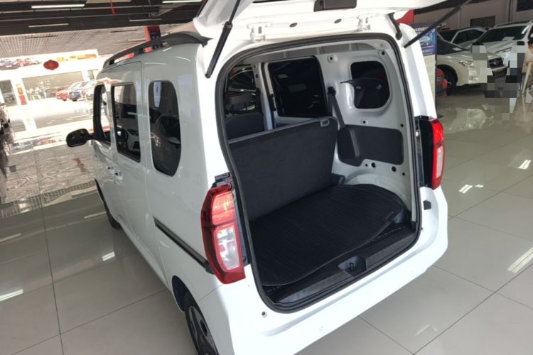 Used Wuling Zhiguang New Energy 2025 Model 305km Ambitious Edition Rear Left 45 Deg