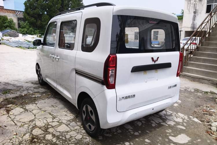 Used Wuling Zhiguang New Energy 2025 Comfort Model Rear Left 45 Deg